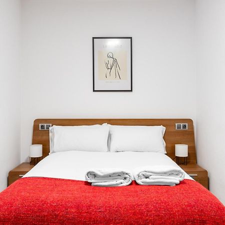 Wintowinrentals Quiet Apartment, Good Location, Free Parking Малага Екстер'єр фото