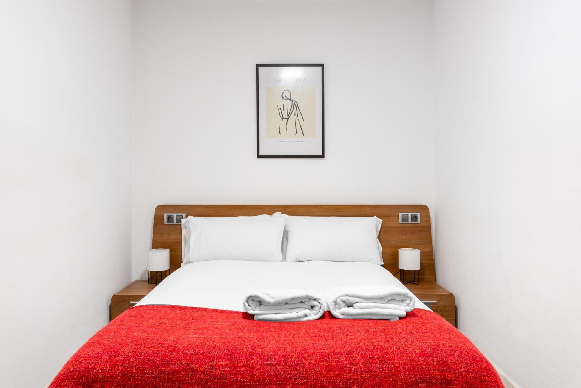 Wintowinrentals Quiet Apartment, Good Location, Free Parking Малага Екстер'єр фото