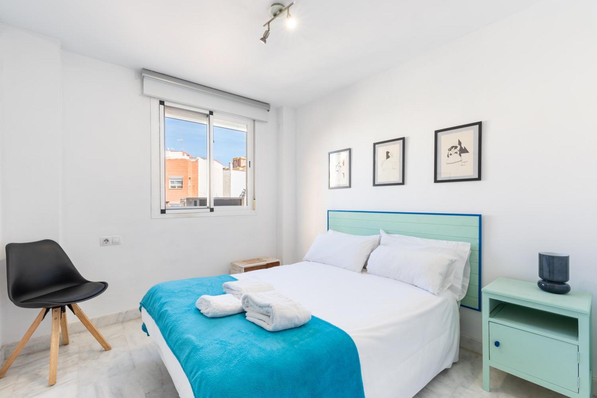 Wintowinrentals Quiet Apartment, Good Location, Free Parking Малага Екстер'єр фото
