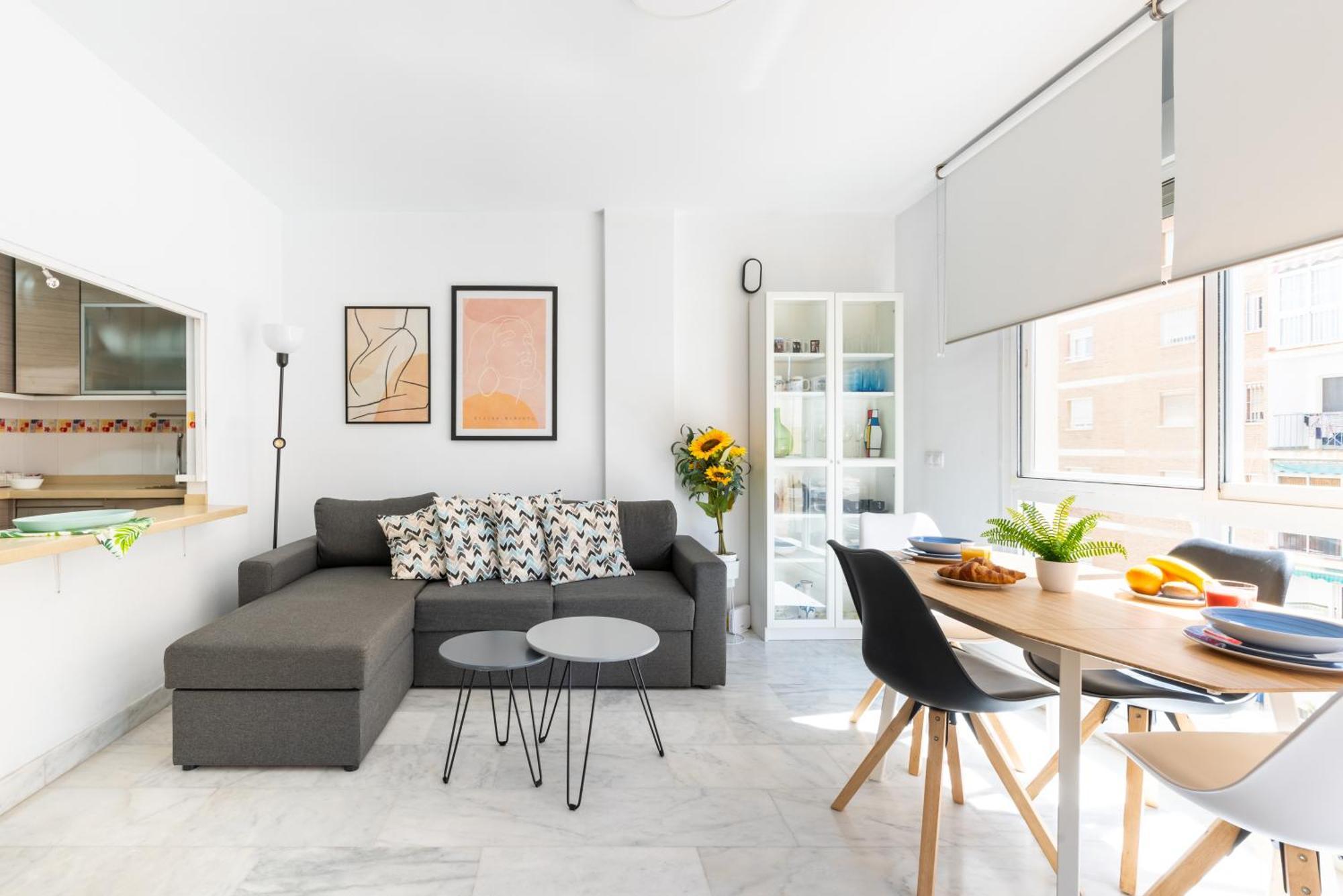 Wintowinrentals Quiet Apartment, Good Location, Free Parking Малага Екстер'єр фото